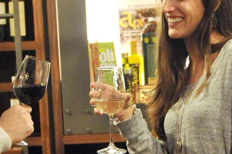 Un pasto condiviso con una persona cara riduce i livelli di glicemia