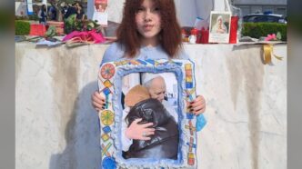 Varvara, 13 anni, gioia per le dimissioni di Papa Leone XIV dal Gemelli: «Voglio ricambiare l’abbraccio»