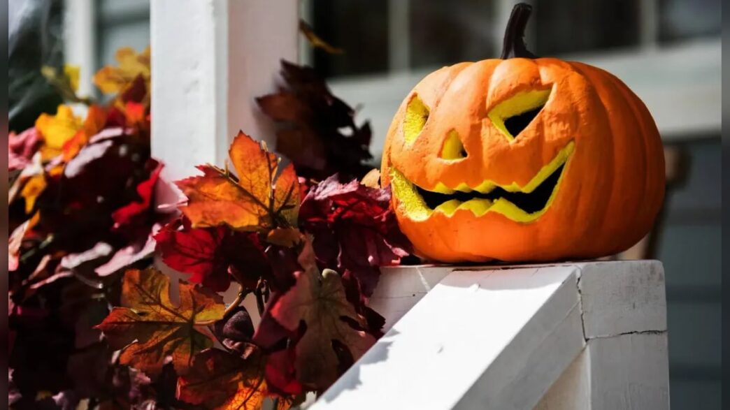 Le mani ferite dall’intaglio delle zucche: i consigli dei chirurghi per Halloween
